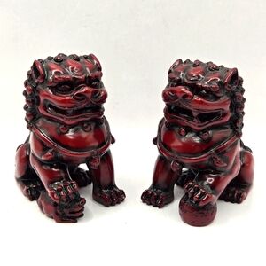 Pair Of Chinese Guardian Lion (FOO DOG) figurine Hand Carved Resin Stone Red 3"H